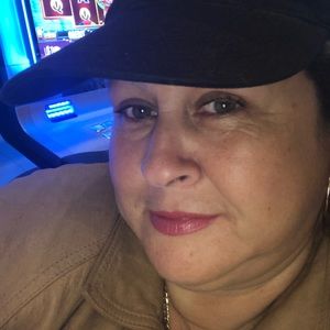 Meet your Posher, Bernice